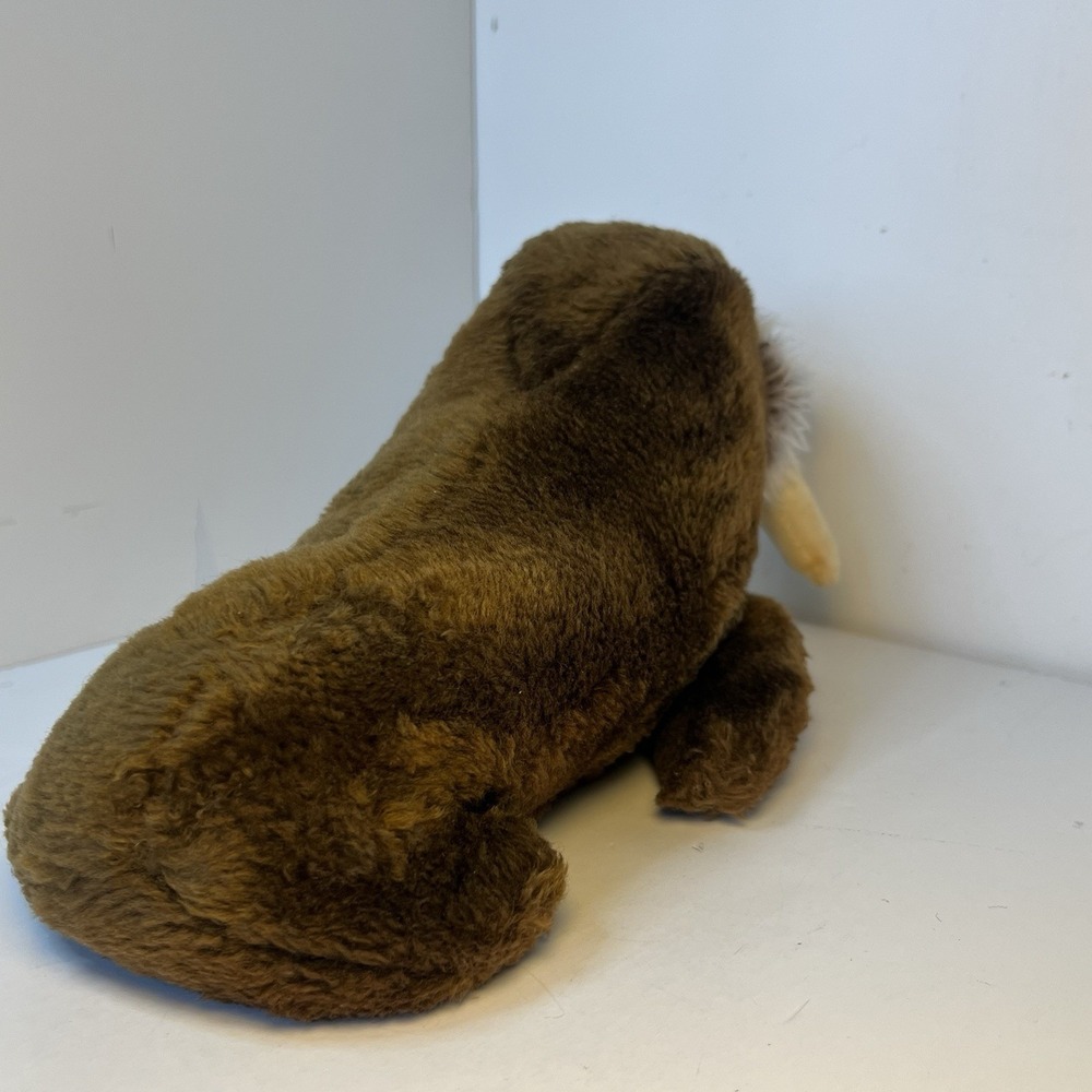 Vintage R. Dakin WALRUS Stuffed Animal 9" Plush Marine Animal - Picture 3 of 16